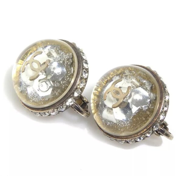 CHANEL CC Logo Clip on Earrings Gold/Silver/White Metal/Resin - Picture 1 of 8